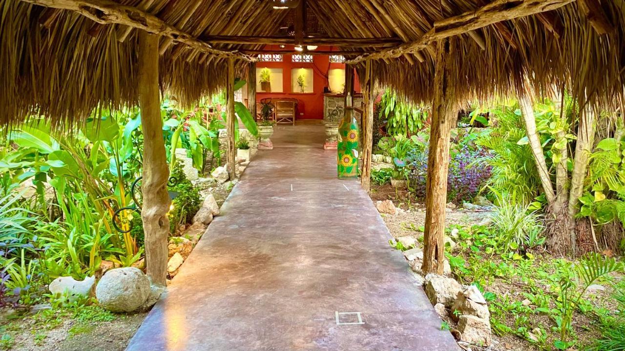 Gardenhotel Macan Che B&B Izamal Exterior foto